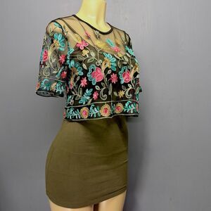 Rebellion Again Black Mesh Embroidered Floral Crop Tee Top | Women’s L